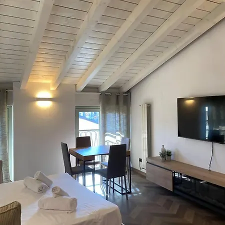 Domus Dea